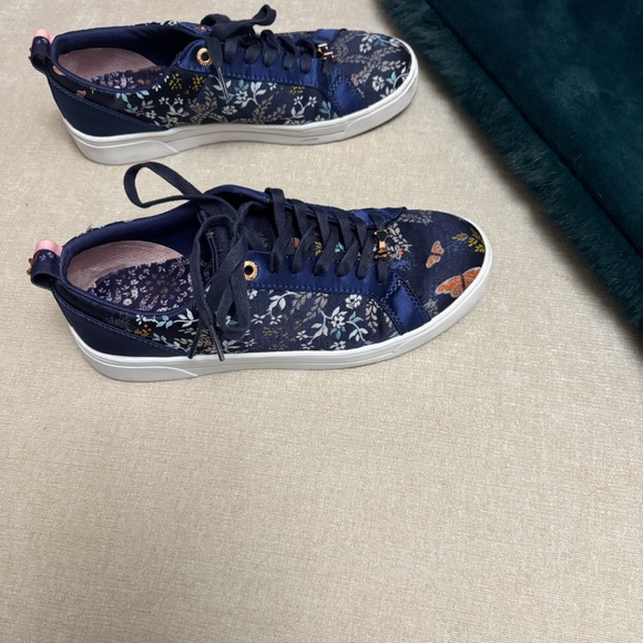 Ted Baker London 'Sorcey' Women's Sneakers Size 8 - Picture 3 of 6